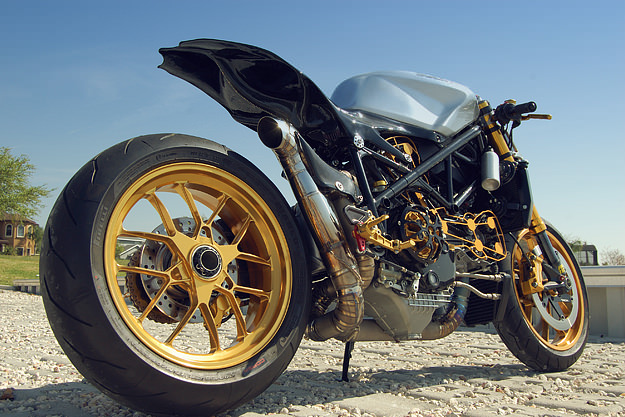 Ducati 1098 кафе рейсер